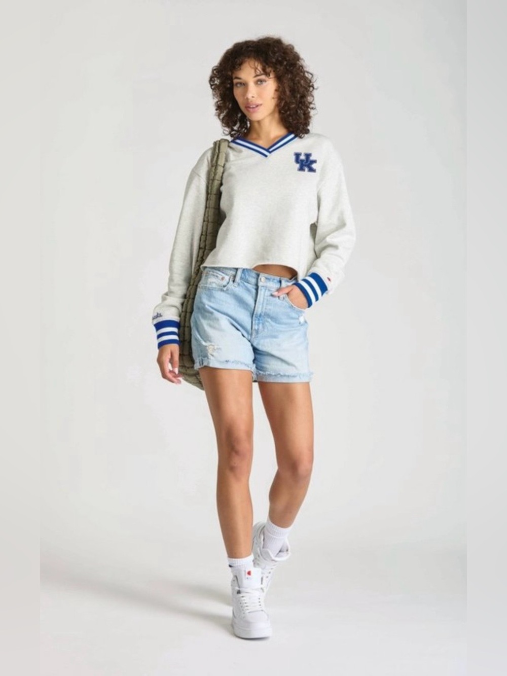 New! NCAA Kentucky Wildcats Women’s Champion Ash V-Neck Sweatshirt